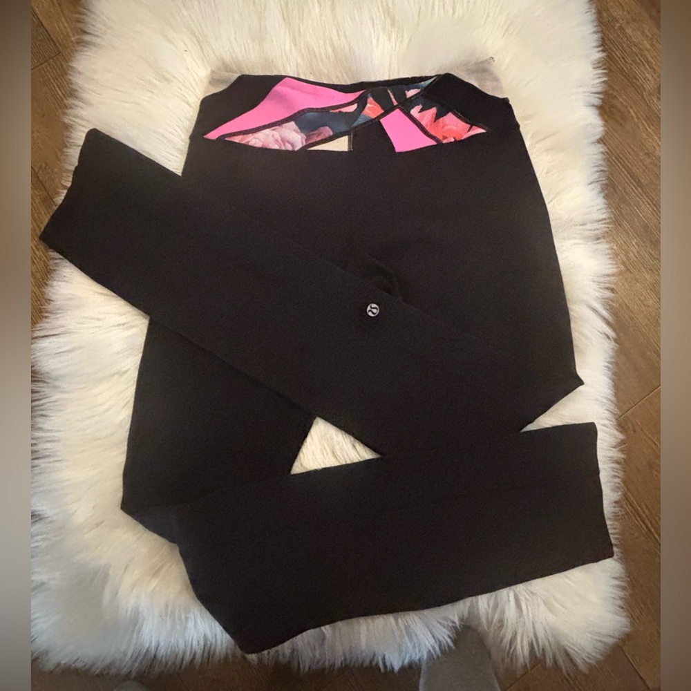 lululemon athletica Black Leggings with Pink Accent